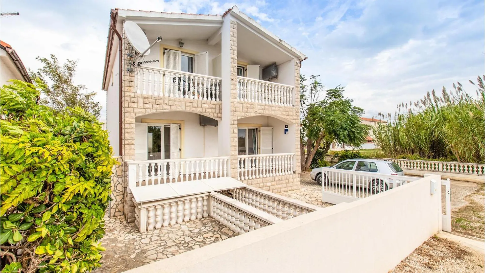 Beautiful Apartment In Nin With Wi-Fi